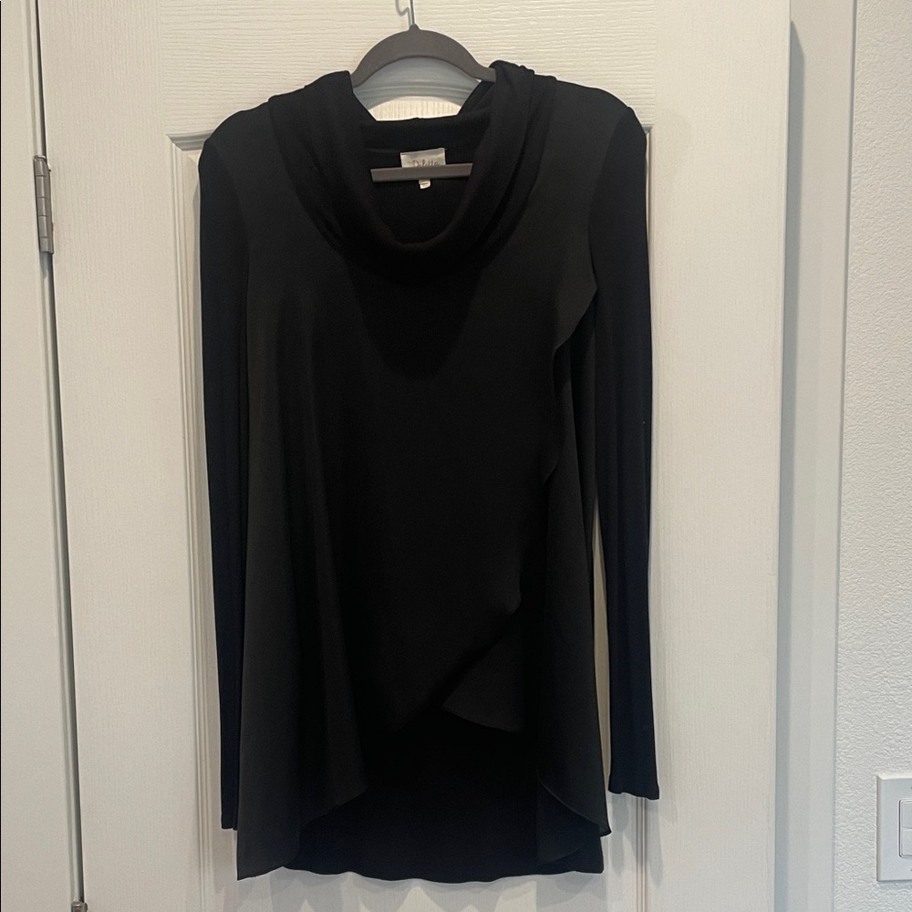 Deletta Black Long Sleeve Blouse
